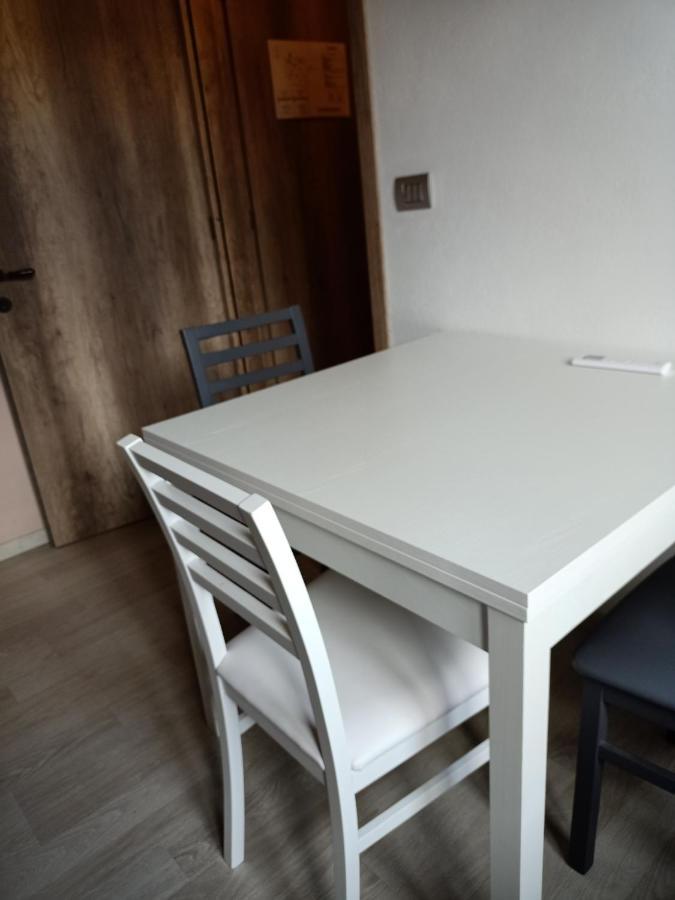 Apartament Vite Dipinte 1 Bilocale In Langa Novello Zewnętrze zdjęcie